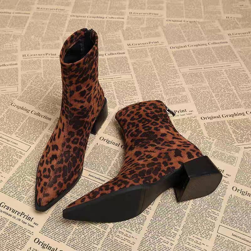 Vintage Fashion Rome - Nouvelles bottines modernes à talon bas