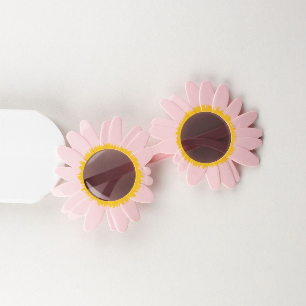 Vintage Fashion Photographers - Lunettes de soleil tendance en forme