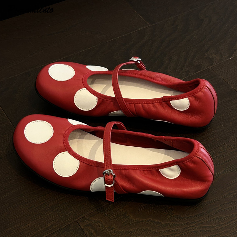 Vintage Fashion Rome - Ballerines Mary Jane à pois vintage