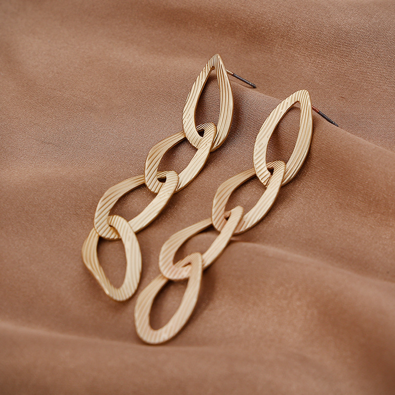 Boucles d'oreilles circulaires - Vintage Fashion Drawings avis et prix