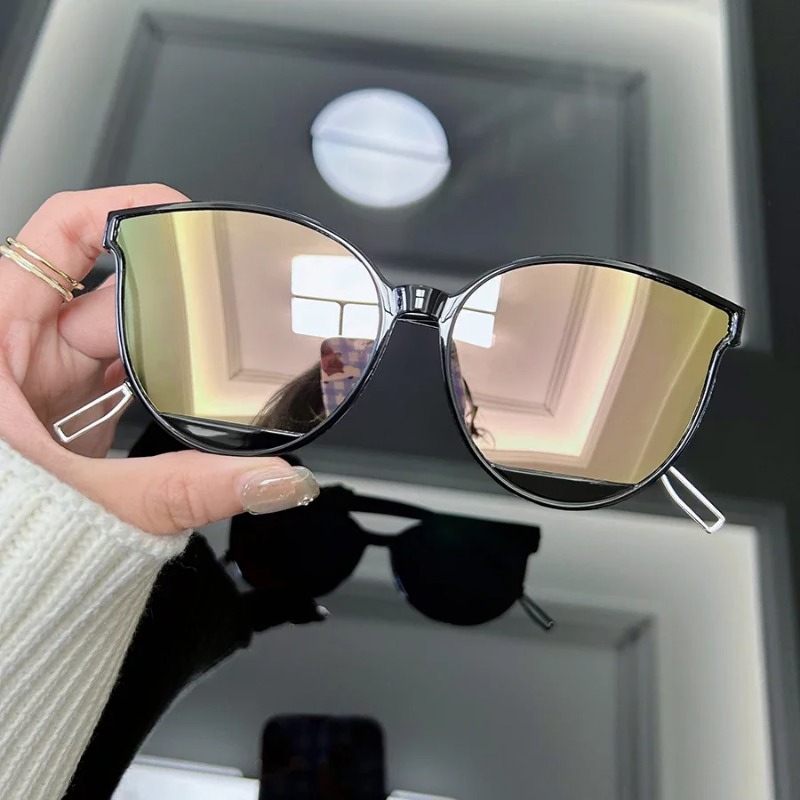 Lunettes de soleil vintage œil - Vintage Fashion Glasses avis et prix