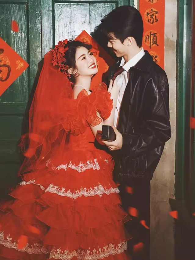 Robe de mariée rouge vintage s - Vintage Fashion Photographers avis et prix