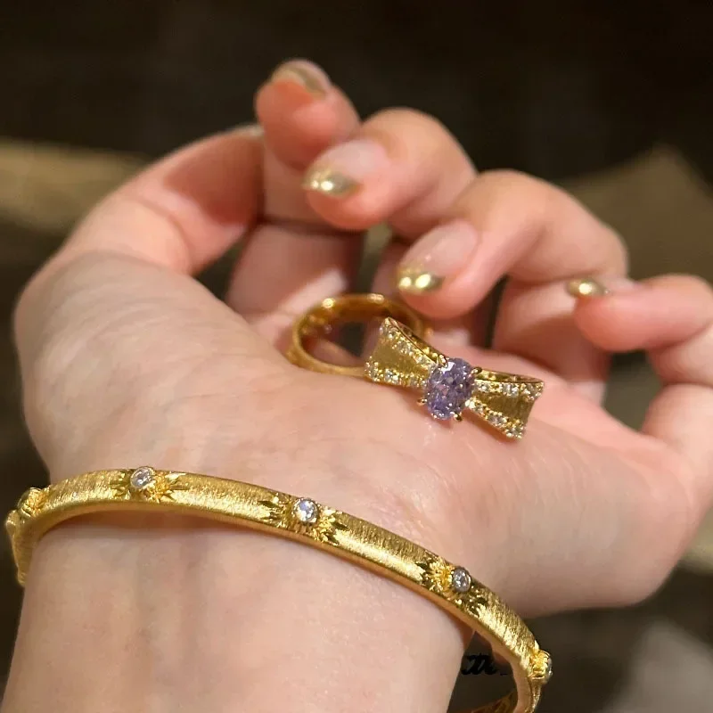 Bague de Luxe avec Nministérie - Vintage Fashion Drawings avis et prix