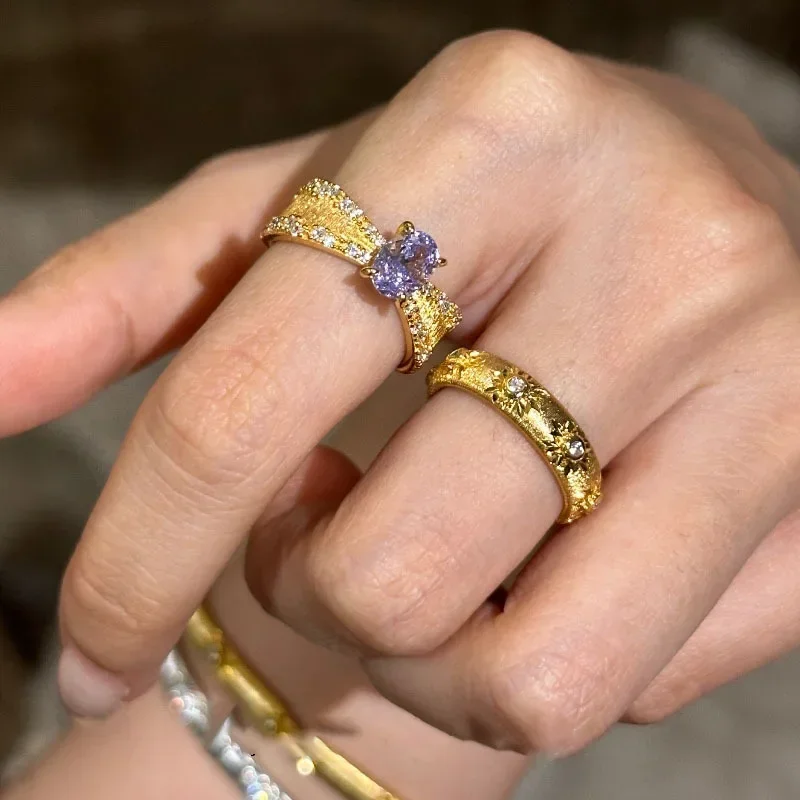 Bague de Luxe avec Nministérie - Vintage Fashion Drawings avis et prix