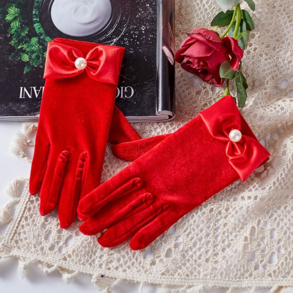 Gants de mariée Vintage en vel - Vintage Fashion Photographers avis et prix